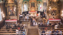 Décoration d'église, de salle et de table 